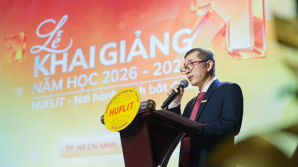 Thay Hieu Truong-ok.jpg