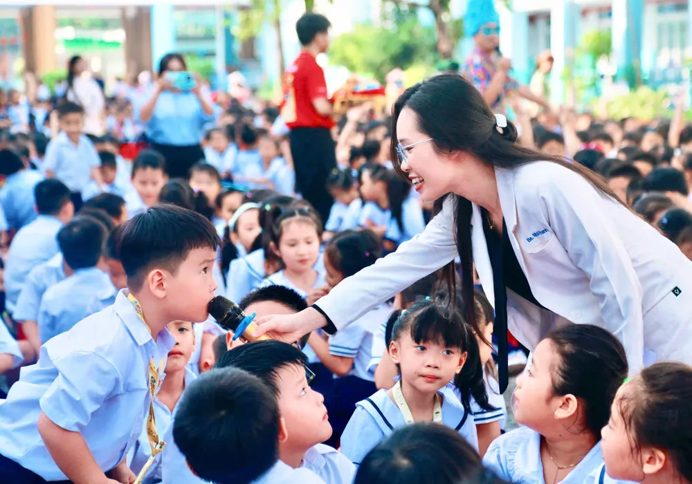 h chu đe.jpg