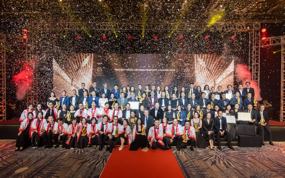 Đại diện các đơn vị được vinh danh tại VPA 2026