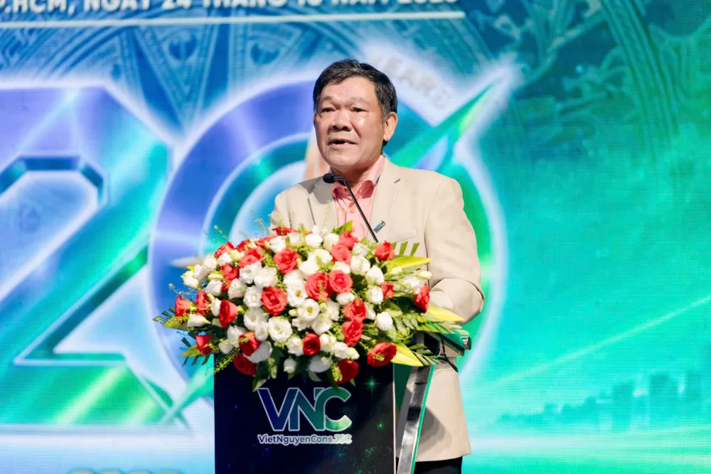 Ông Lê Hữu Việt Đức, Chủ tịch HĐQT kiêm TGĐ Công ty Cổ phần Xây dựng Việt Nguyên phát biểu định hướng