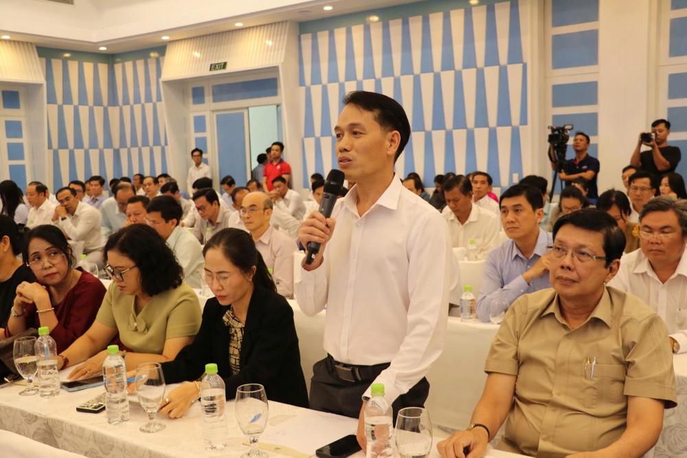 hoi-nghi-3.jpg