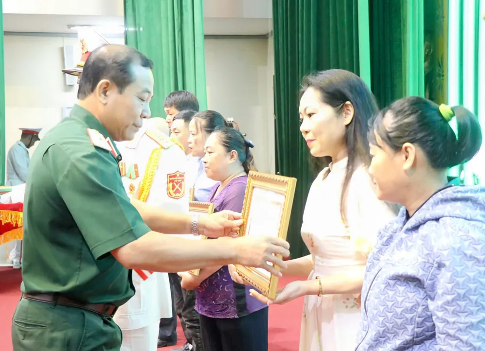 TPHCM tổng kết công tác tuyển chọn và gọi công dân nhập ngũ năm 2025