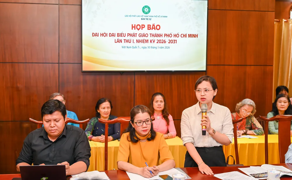 Đại diện các cơ quan thông tấn, báo chí phát biểu tại họp báo - 2.jpg