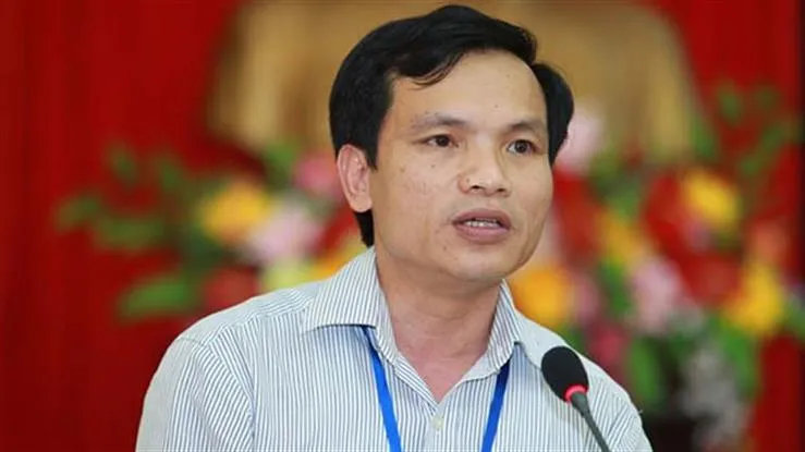 Ông Mai Văn Trinh cho rằng  thí sinh nên tham khảo đề minh họa, yên tâm học và ôn tập, bám sát chương trình lớp 12, không học tủ