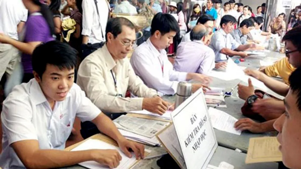 Bãi bỏ nhiều thủ tục hành chính cho thí sinh, học sinh, sinh viên  ​ ảnh 1