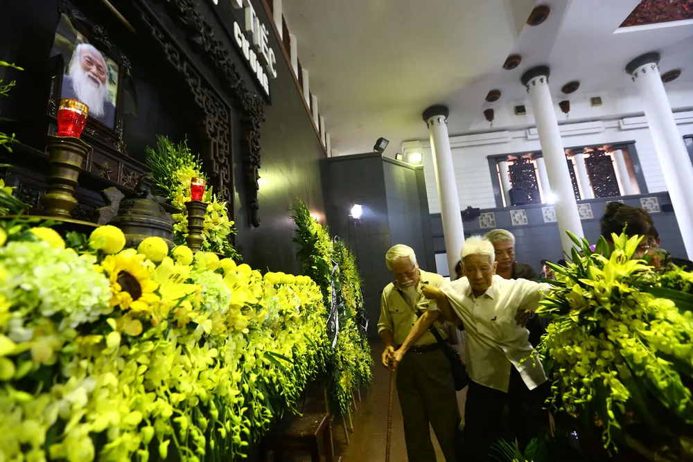 Hôm nay, thầy Văn Như Cương về thăm học trò lần cuối ảnh 2