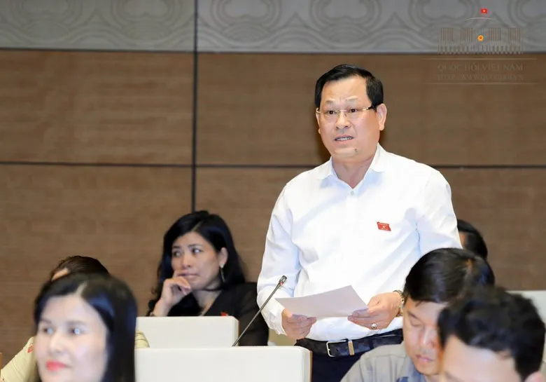 ĐBHQ lo lùi thực hiện chương trình, sách giáo khoa mới sẽ tốn thêm tiền ảnh 1