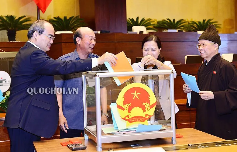 Chiều nay 25-10, công bố kết quả lấy phiếu tín nhiệm ảnh 1