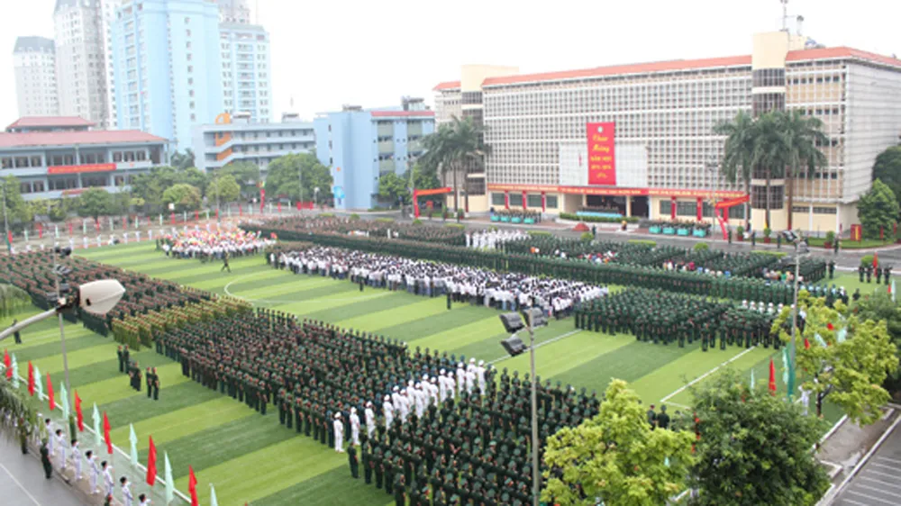 Học viện Kỹ thuật Quân sự khai giảng năm học mới