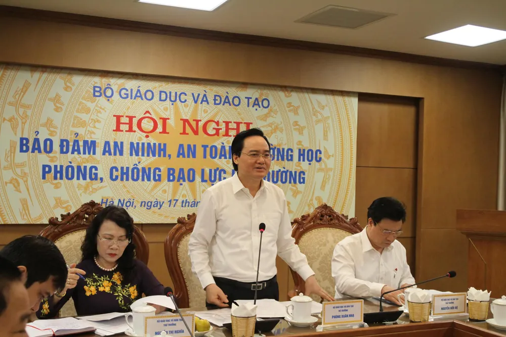 Thầy cô, nhà trường quan tâm đến hạnh phúc của học trò thì bạo lực học đường sẽ giảm dần ảnh 2