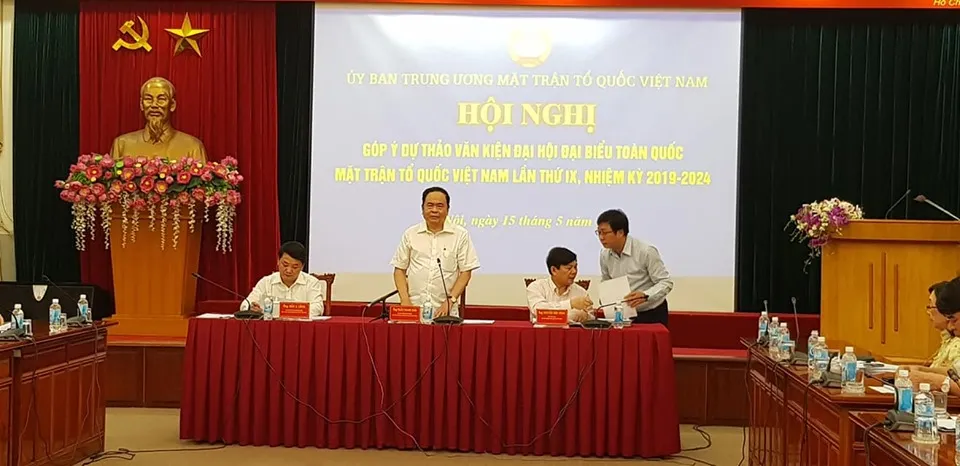 Hội nghị ngày 15-5