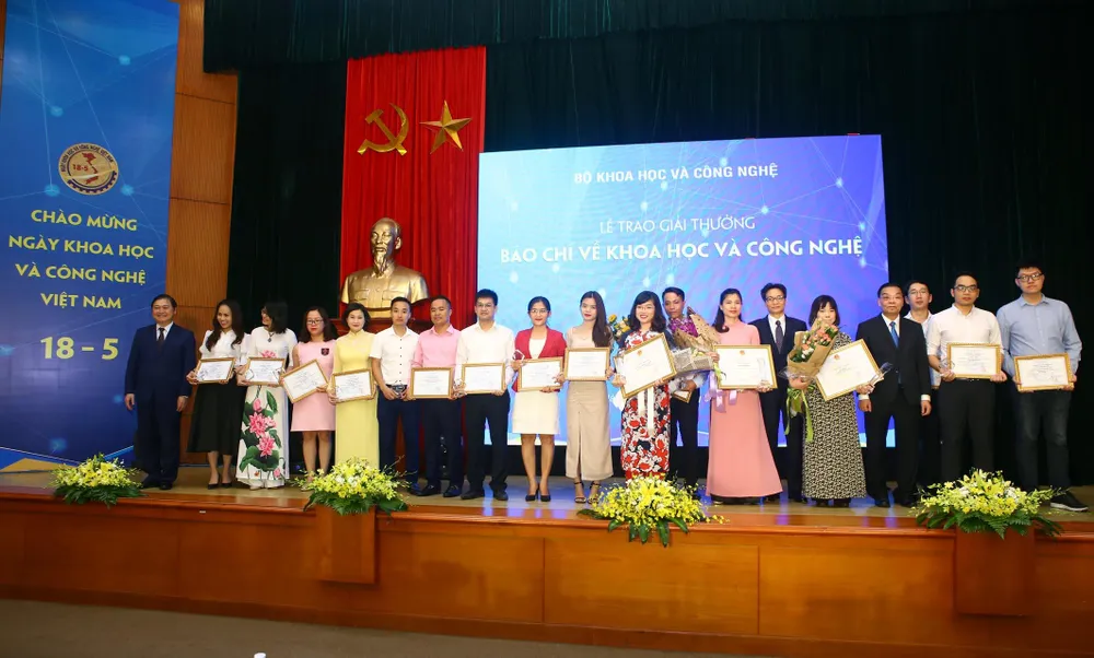 3 nhà khoa học được trao Giải thưởng Tạ Quang Bửu năm 2019 ảnh 1