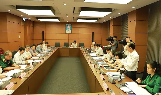 Kinh tế phát triển nhưng xã hội bất an ảnh 1