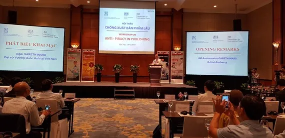 Đề nghị xử hình sự hành vi in lậu sách ảnh 1