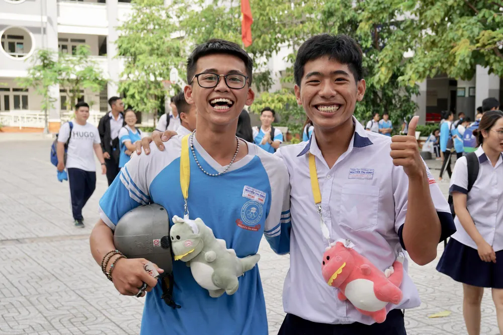 Thí sinh thở phào vì đề thi tiếng Anh dễ ảnh 3