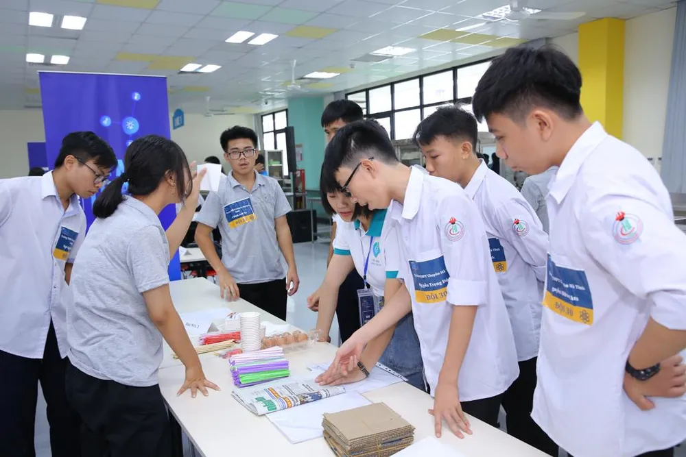 Lần đầu tiên tổ chức Ngày hội STEME dành cho học sinh trung học yêu công nghệ ảnh 2