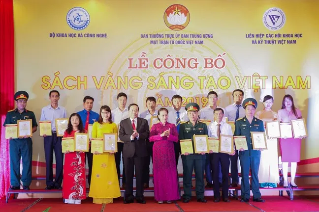 Vinh danh 74 công trình “Sách vàng Sáng tạo Việt Nam” năm 2019  ​ ảnh 2