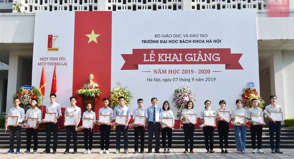2 đại học Việt Nam lọt top 1.000 đại học uy tín thế giới ảnh 1