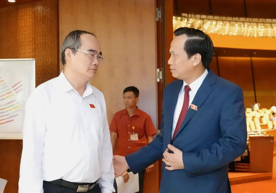 Bộ trưởng Đào Ngọc Dung: Giảm giờ làm xuống 44 giờ/tuần thì tăng trưởng kinh tế sẽ giảm 0,5%/năm ảnh 1