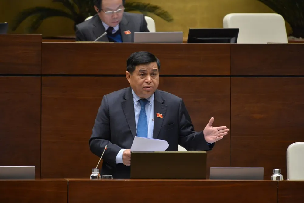 Cấm hay không cấm dịch vụ đòi nợ thuê? ảnh 2