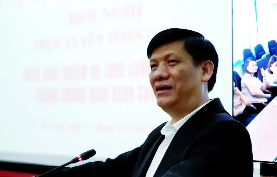 Thứ trưởng Bộ Y tế Nguyễn Thanh Long