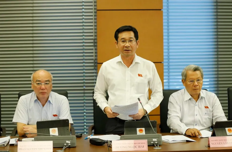 Tranh luận về ngừng cung cấp các dịch vụ điện, nước tại địa điểm vi phạm ảnh 3