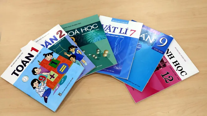 Bộ GD-ĐT yêu cầu tăng cường quản lý việc trang bị sách giáo khoa 