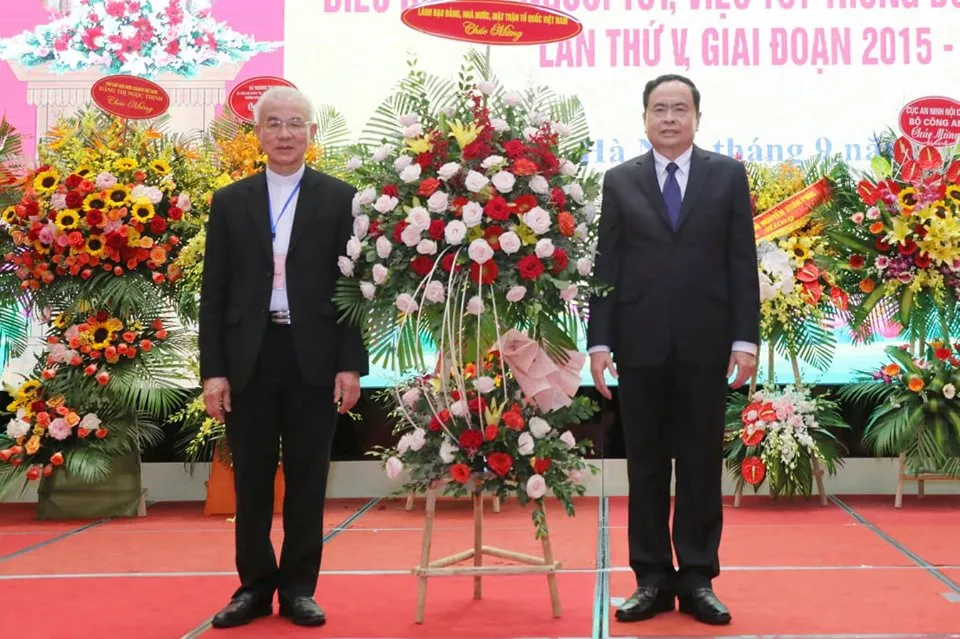 Đồng bào Công giáo thể hiện tấm lòng “kính Chúa yêu nước”, sống “Tốt đời đẹp đạo“ ảnh 3