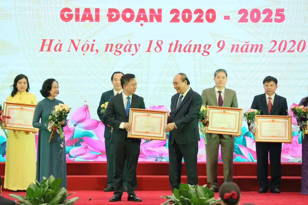 Thủ tướng: Mặt trận luôn là mái nhà chung của những người con mang dòng máu Lạc Hồng  ​ ảnh 3