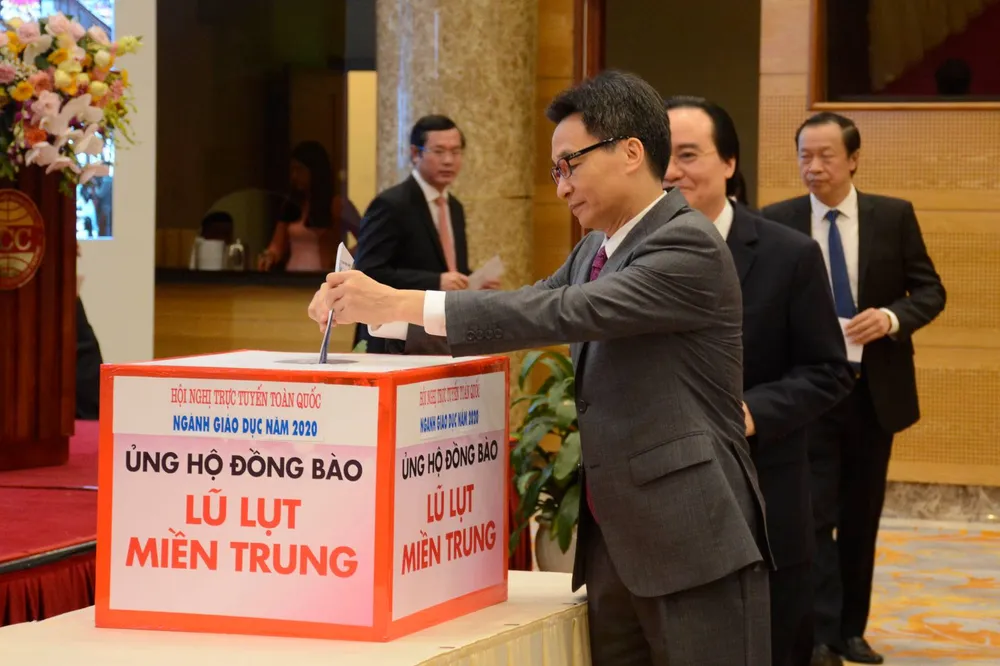 Bộ GD-ĐT: Không để xảy ra những hạn chế, thiếu sót như sách tiếng Việt lớp 1 thời gian qua ảnh 1