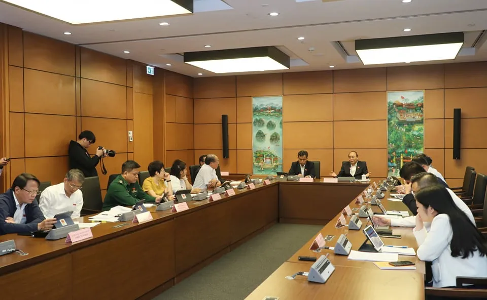 Thủ tướng: Hạn chế thủy điện nhỏ để tránh việc phá rừng ảnh 1