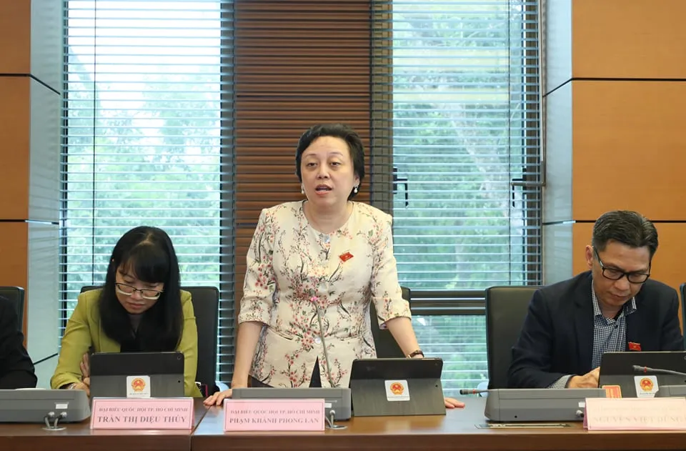 Vẫn tranh luận việc giao Bộ Công an cấp giấy phép lái xe ảnh 2