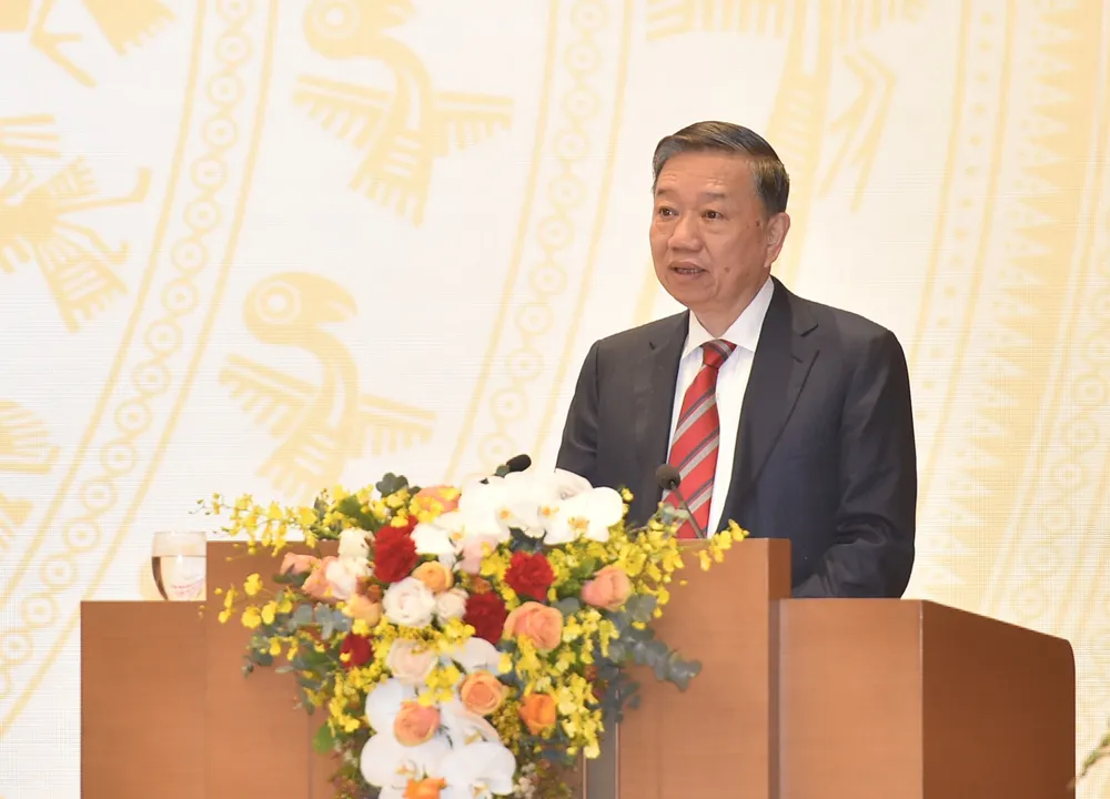 Bộ trưởng Tô Lâm: Trung bình mỗi ngày có hàng trăm người xuất, nhập cảnh trái phép qua đường bộ ảnh 2