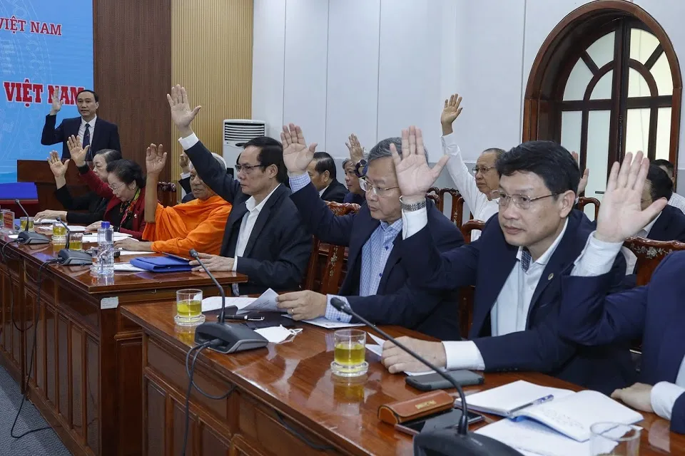 2 cá nhân tiêu biểu được Mặt trận Trung ương giới thiệu ứng cử Đại biểu Quốc hội khóa XV ảnh 1