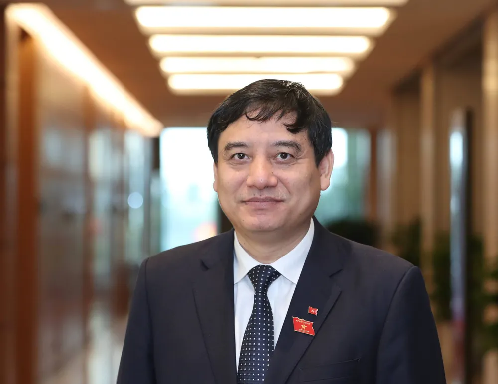 Đồng chí Trần Sỹ Thanh được giới thiệu để bầu làm Tổng Kiểm toán Nhà nước ảnh 2