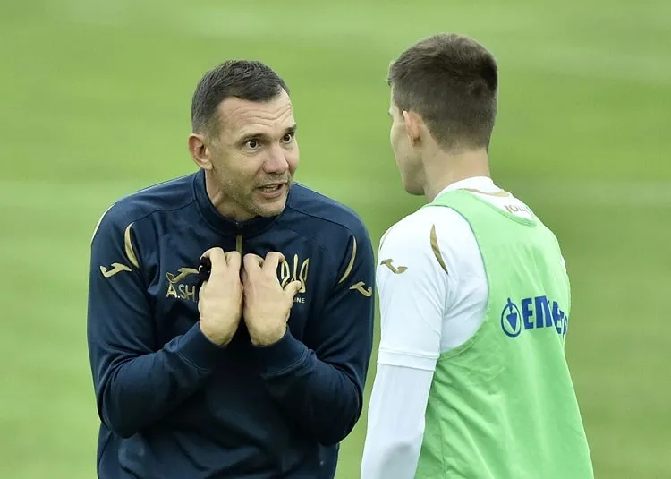Tuyển Ukraine: Zinchenko cuối cùng cũng xuất hiện, Shevchenko tươi cười ảnh 7