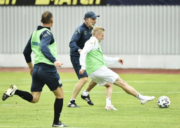 Tuyển Ukraine: Zinchenko cuối cùng cũng xuất hiện, Shevchenko tươi cười ảnh 1