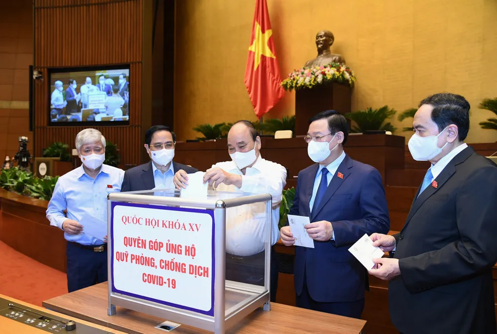 Chính phủ trình Quốc hội được áp dụng các quy định khác hoặc chưa được luật định để kịp thời chống dịch ảnh 1