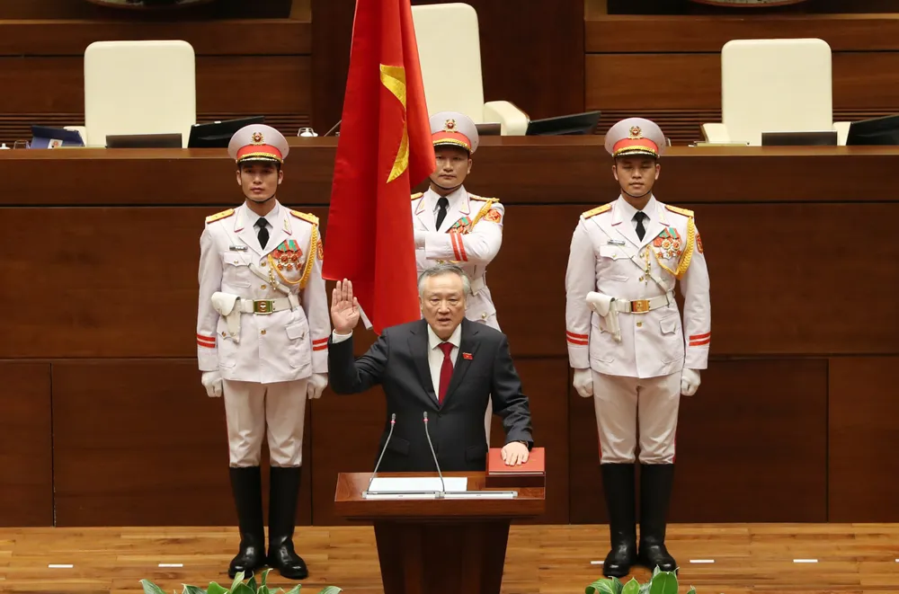  Chánh án Tòa án nhân dân tối cao Nguyễn Hòa Bình tuyên thệ nhậm chức ảnh 1