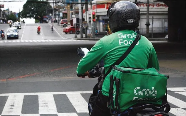 Thủ tướng yêu cầu ưu tiên cấp tiếp vaccine phòng Covid-19 cho TPHCM và các tỉnh phía Nam ​ ảnh 1