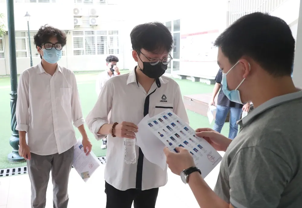 Thí sinh dự thi tốt nghiệp THPT 2021. Ảnh: QUANG PHÚC