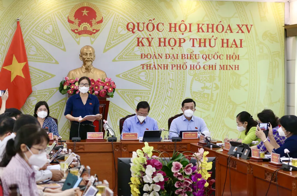 Có tới 1,867 triệu học sinh hiện không có bất kỳ thiết bị gì để học trực tuyến ảnh 1