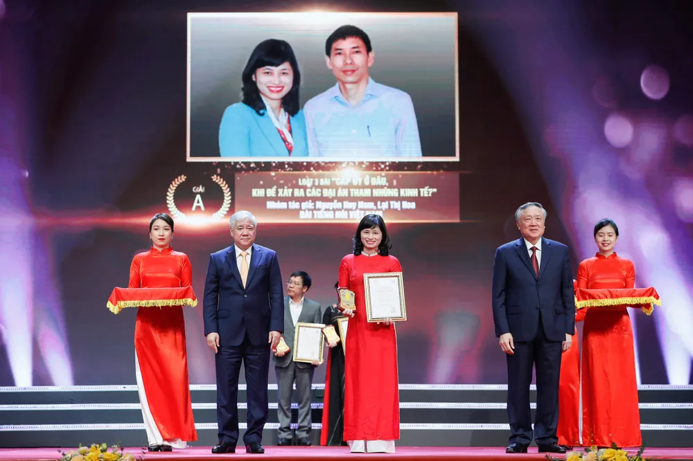 Các nhà báo cách mạng như những chiến sĩ tiên phong trên mặt trận đấu tranh phòng chống tham nhũng  ảnh 4