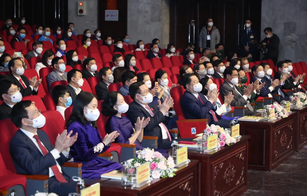 Chương trình “Hồ Chí Minh - Hành trình khát vọng 2021” tôn vinh các tập thể, cá nhân tiêu biểu ảnh 1