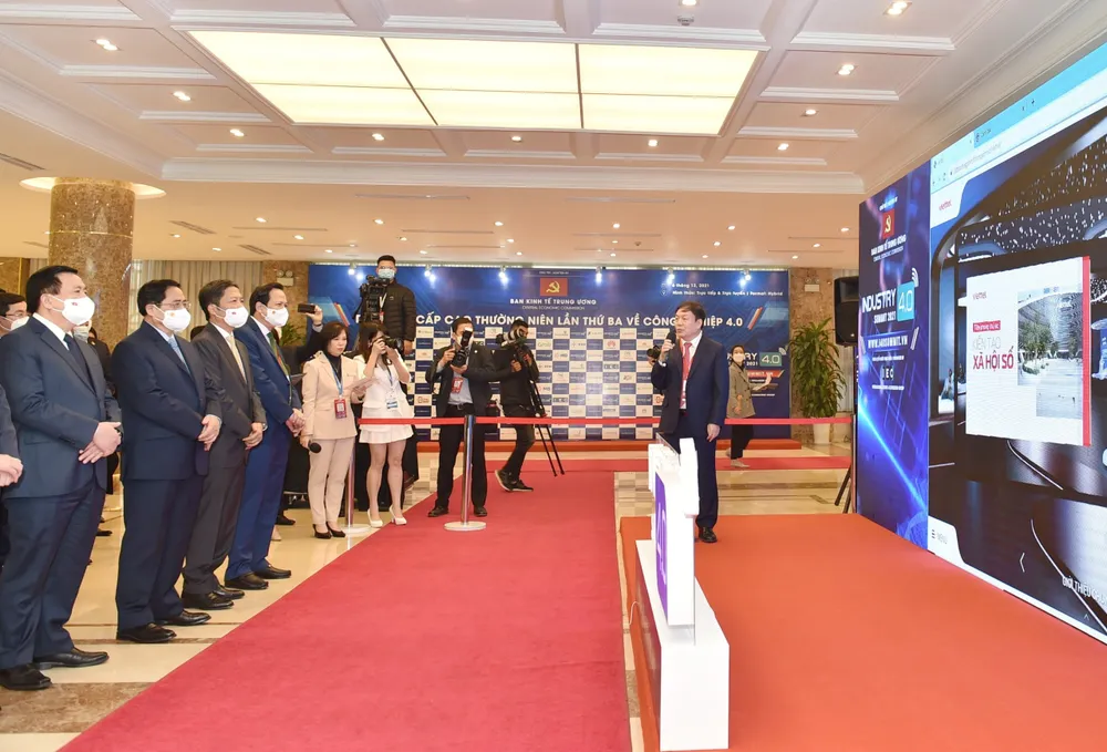 Thủ tướng Phạm Minh Chính: Lo cho gần 100 triệu dân ấm no và hạnh phúc là điều quan trọng nhất  ​ ảnh 1