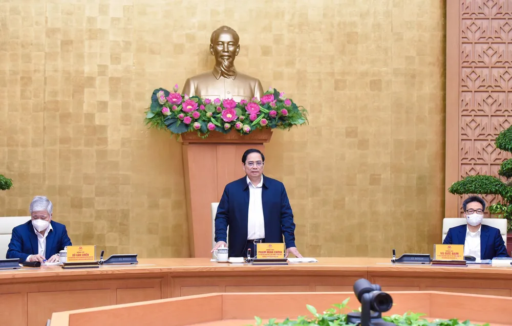 Phấn đấu hết quý 1-2022, hoàn thành việc tiêm mũi thứ 3 vaccine Covid-19 ​ ảnh 1