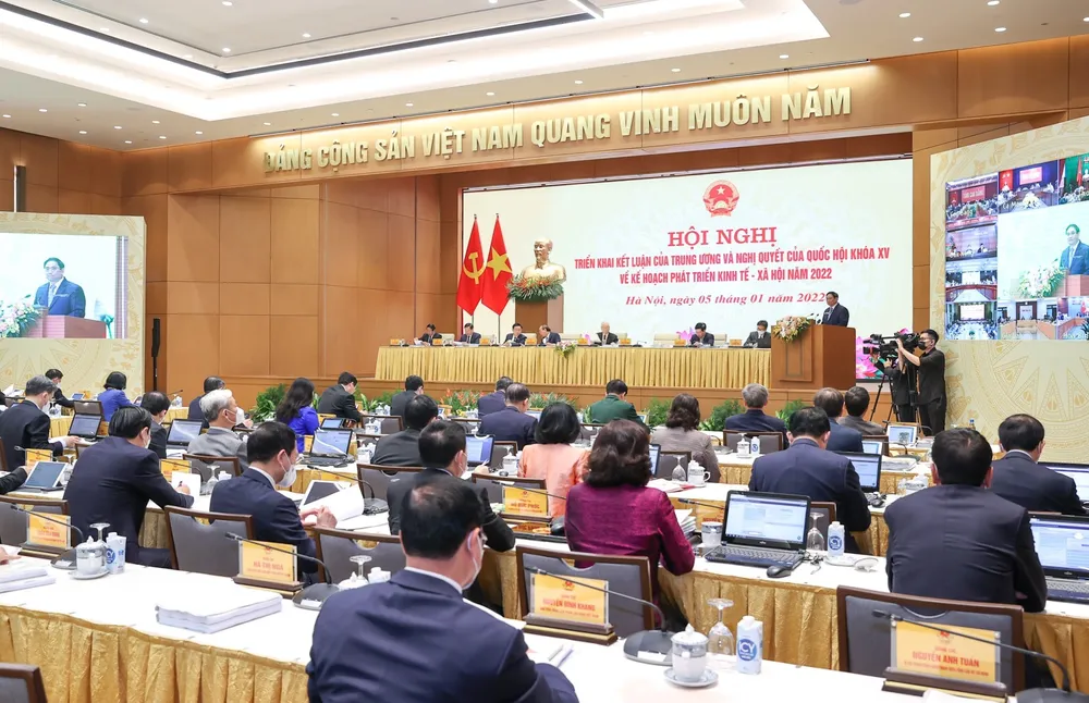 Chính phủ tổ chức hội nghị với các địa phương triển khai nhiệm vụ năm 2022 ảnh 1