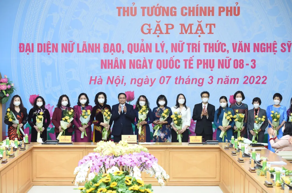 Rà soát toàn bộ chính sách đối với phụ nữ ảnh 1