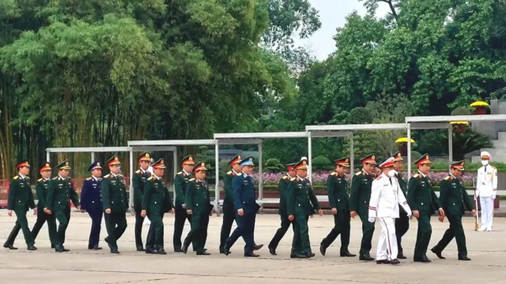 Lãnh đạo Đảng, Nhà nước viếng Chủ tịch Hồ Chí Minh ảnh 2