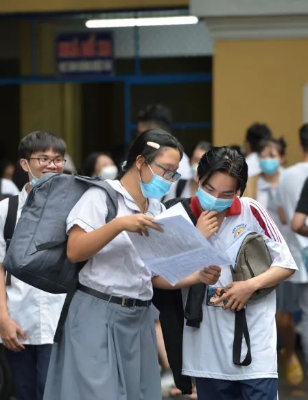 Chiều 8-7, thí sinh thi môn Ngoại ngữ ảnh 1